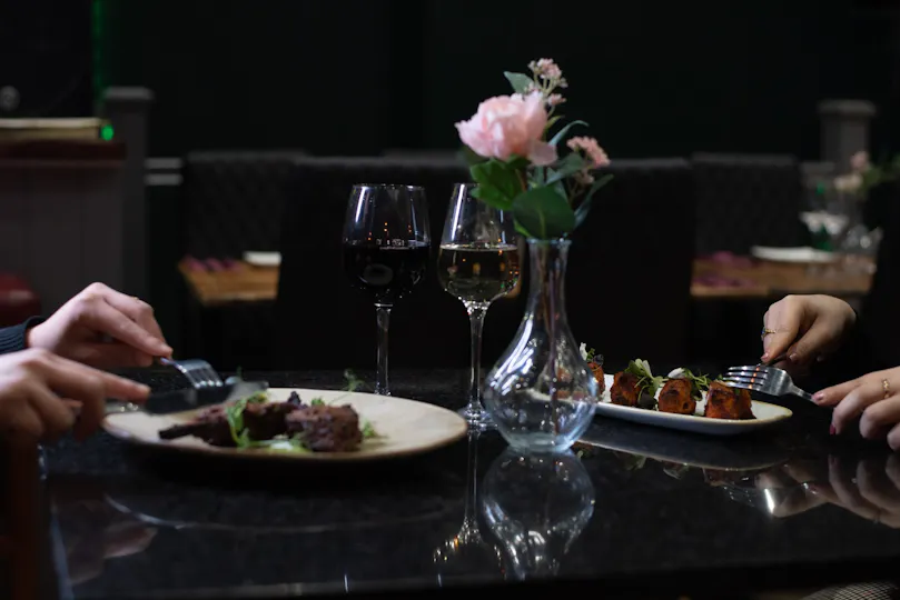 Base Camp Lounge & Restaurant