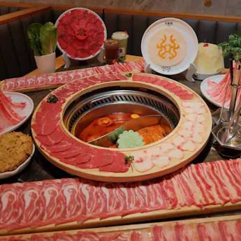 Da Long Yi Hot Pot