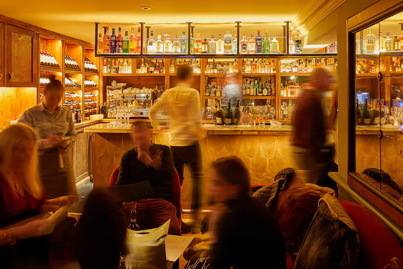E. Street Bar & Grill