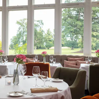 Sunlaws Restaurant at SCHLOSS Roxburghe