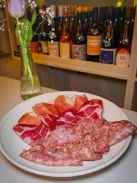 Curio Cafe & Bar