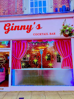 Ginny's Cocktail Bar