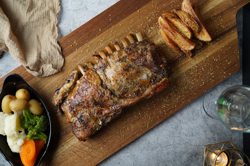 7 Grills Mediterranean Steak House