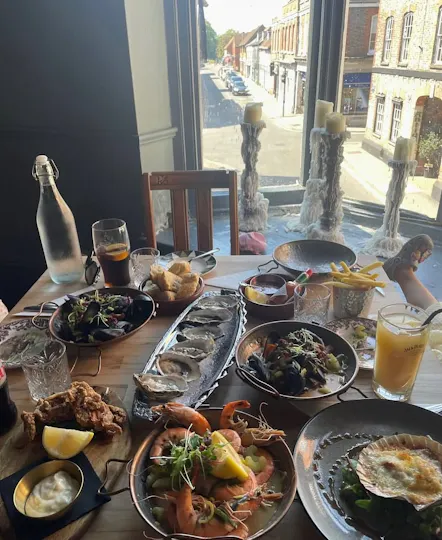 Shellfish Cow Restaurant & Bar