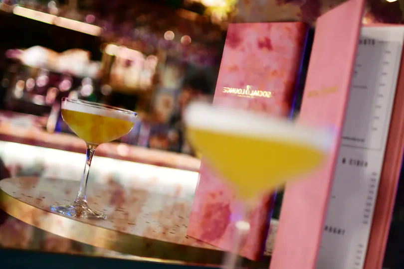 Social8 Lounge