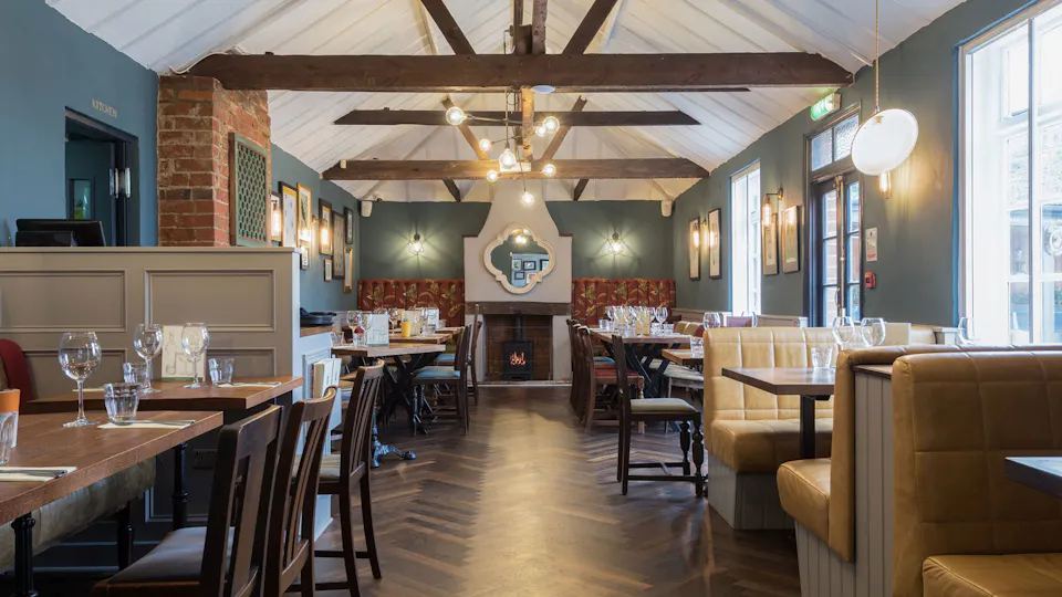 The Curious Pig Copthorne