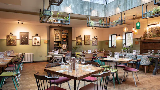 The Curious Pig Copthorne