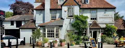 Three Horseshoes