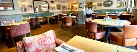 Three Horseshoes
