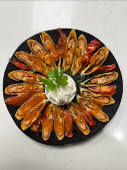 Yali Restaurant & Bar