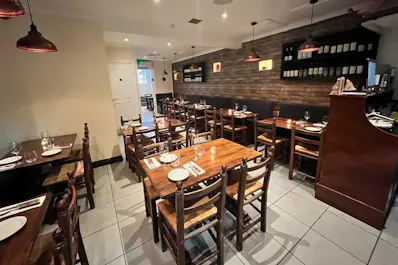 Chamuyo Bayswater