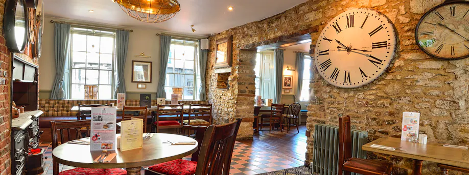 The George Hotel