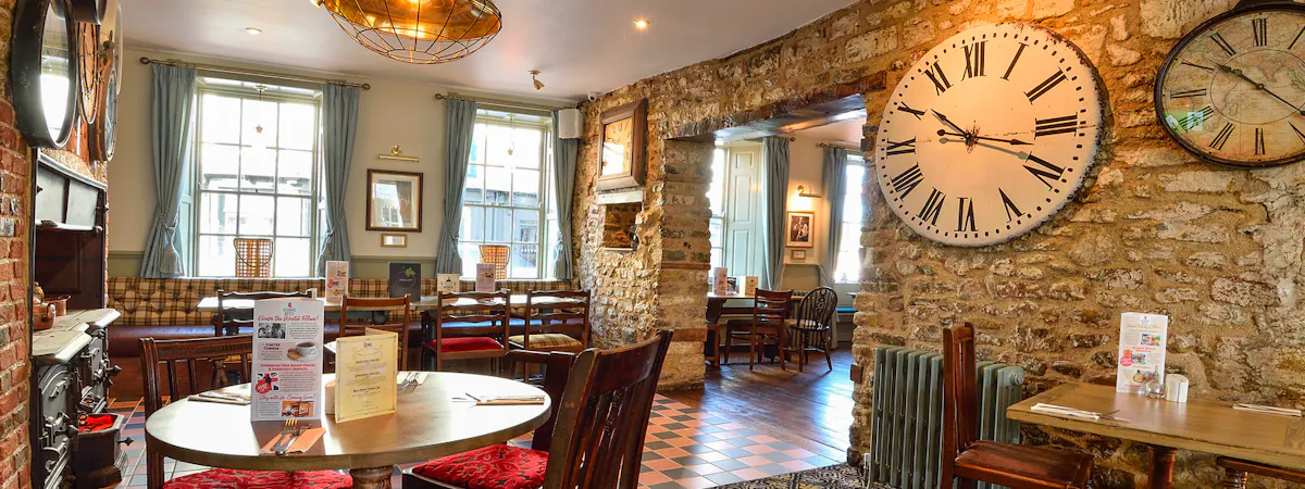 The George Hotel