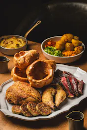 The Jolly Farmer Pub & Kitchen