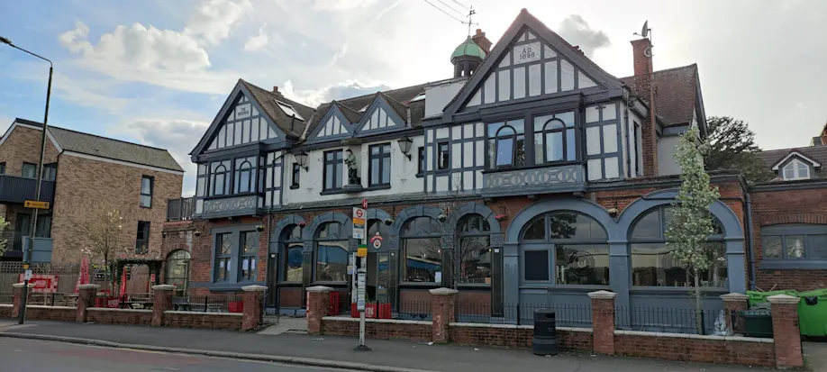 The Woodman Pub & Grill
