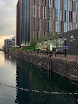 Reflexion Salford Quays