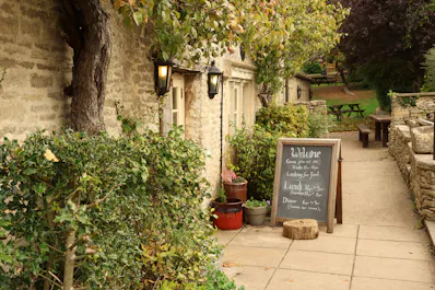 The Fox and Hounds
