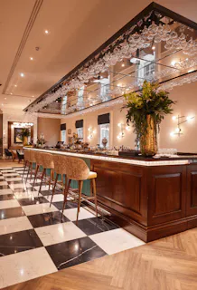 Reunion Bar