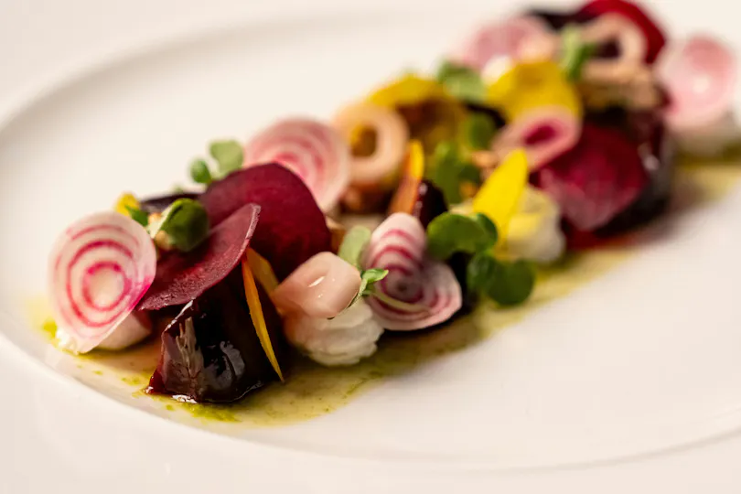 Dining Room at the Guardsman Buckingham Gate