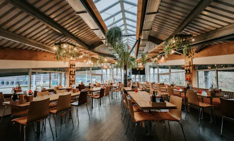 Giovanni's In The Bay