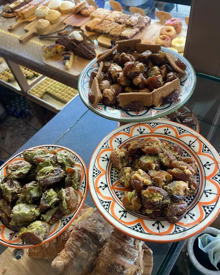 Nomad Café & Deli