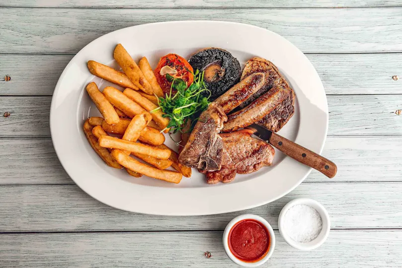 Village Pub & Grill - Aberdeen