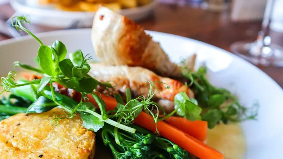 1740 Bar & Kitchen @ Pyes Mill Hotel
