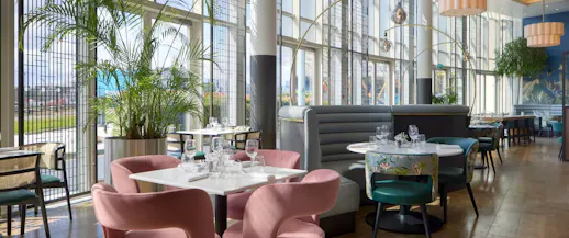 Salt Port Restaurant at DoubleTree by Hilton London ExCel