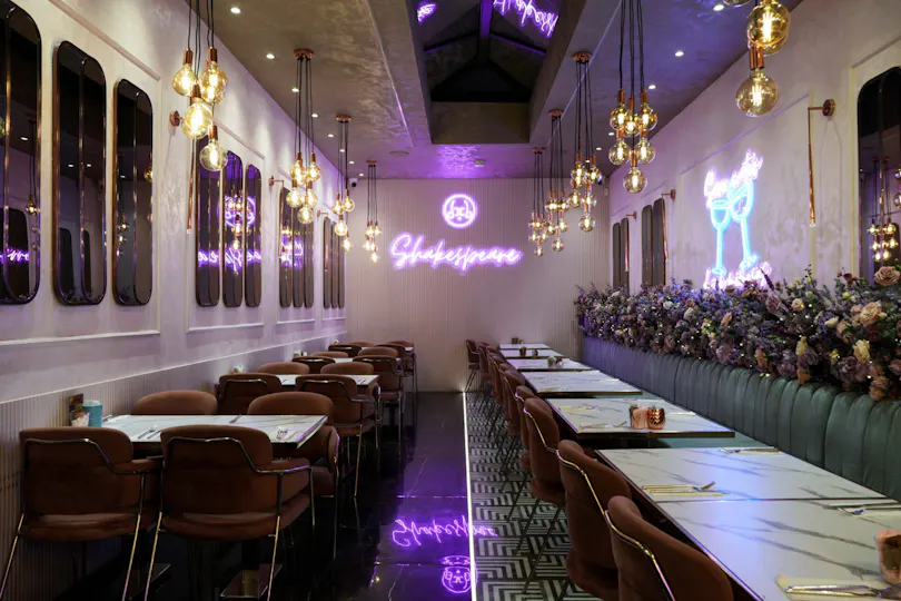 Shakespeare Coffee & Bistro
