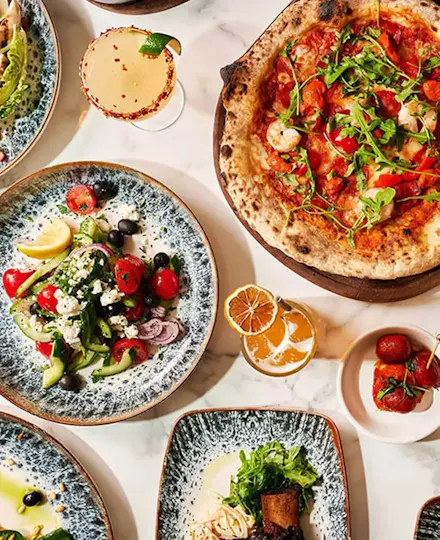 Artezzan Restaurant & Bar