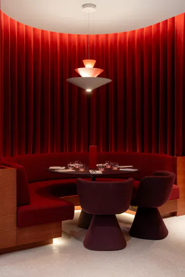 Café Eighty-One