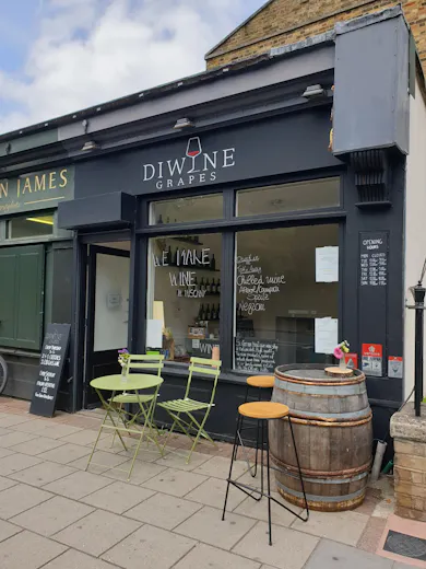 Diwine Grapes