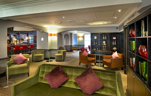 Berry Bar & Lounge at the Hilton London