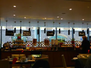 City Café at the Doubletree by Hilton London