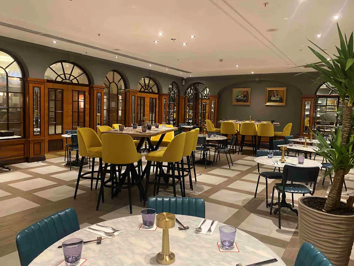 Bugis Kitchen at Copthorne Tara Hotel