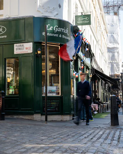 Le Garrick