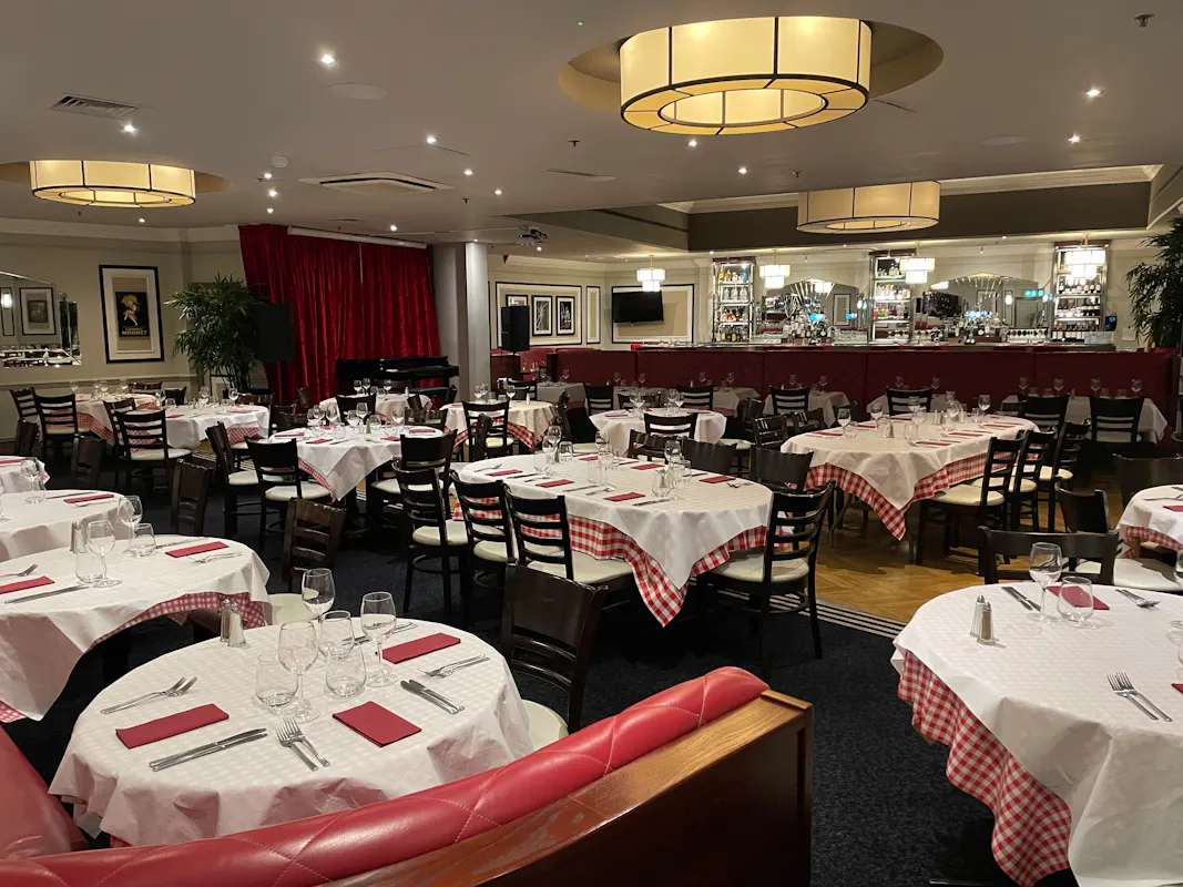 Paris Grill