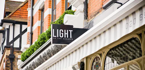 Light Café