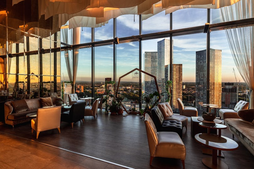 Cloud 23 at the Hilton