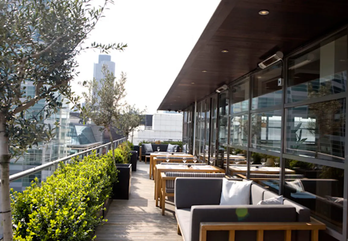 Quartier Restaurant at Eight Members