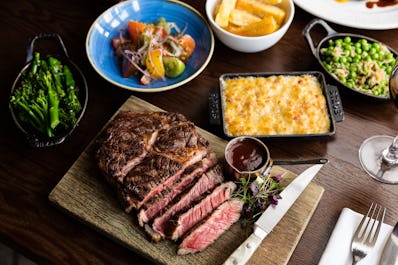 Heliot Steak House