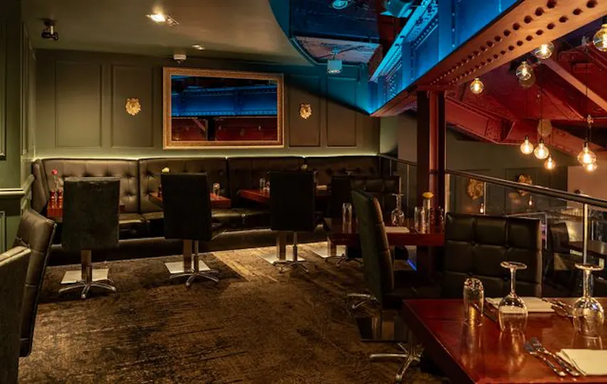 Heliot Steak House