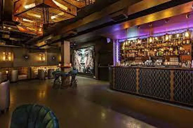 Dirty Martini Hanover Square