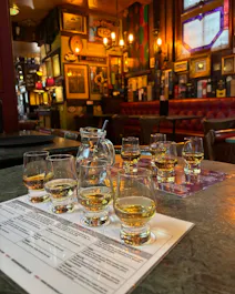 Whiski Bar & Restaurant