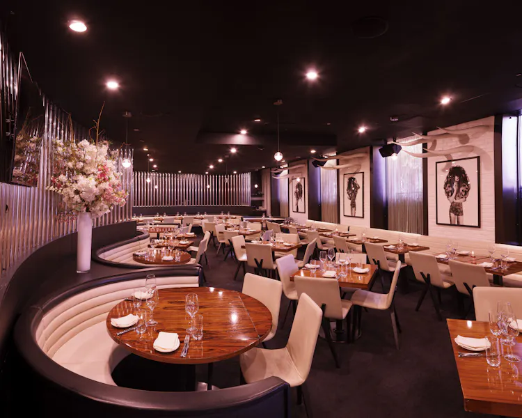 STK London