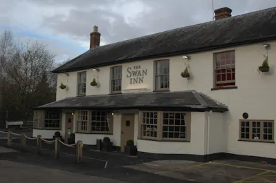 The Swan Inn - Hungerford