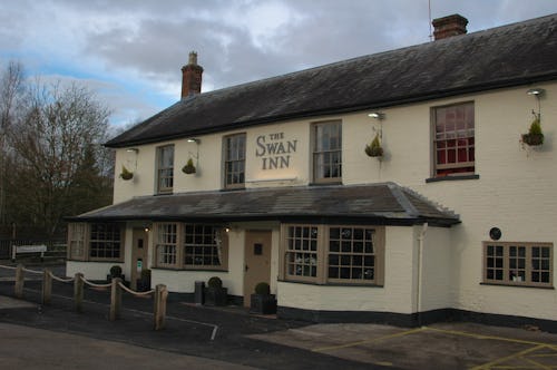 The Swan Inn - Hungerford