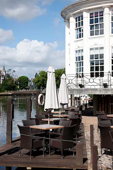 The Riverside Restaurant at Carlton Mitre