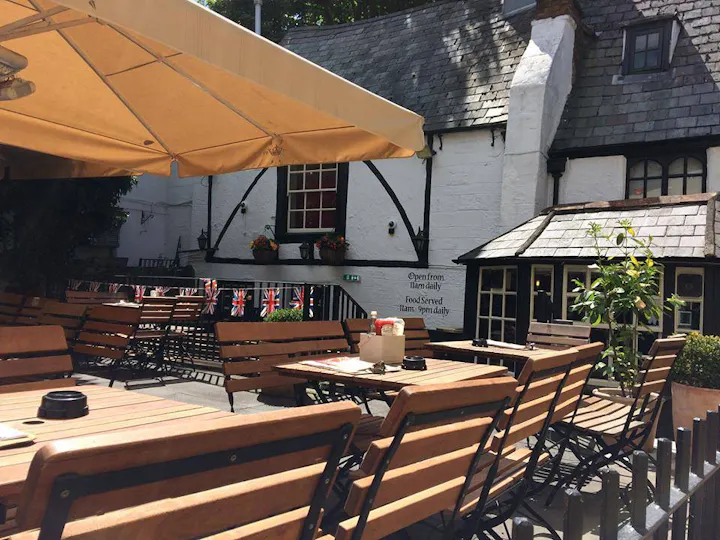 The Turf Tavern