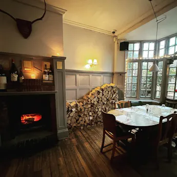The Red Lion & Sun